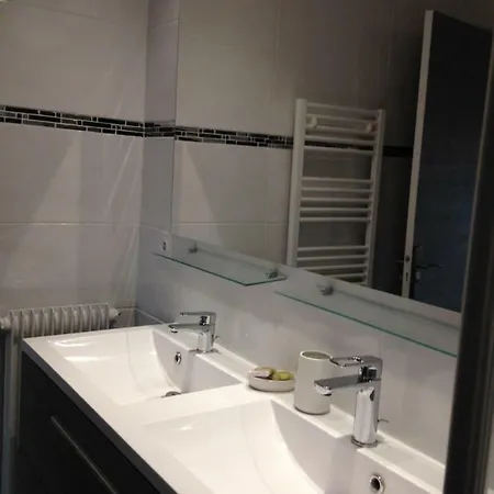 Le Cros De カーニュ・シュル・メール